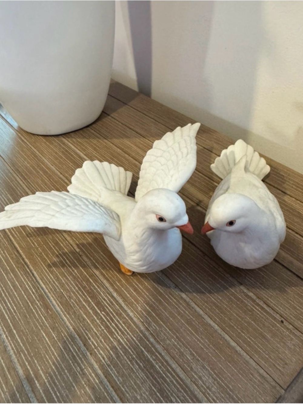 Vintage Homco Porcelain White Love Doves Figurines Set of 2 No 8856